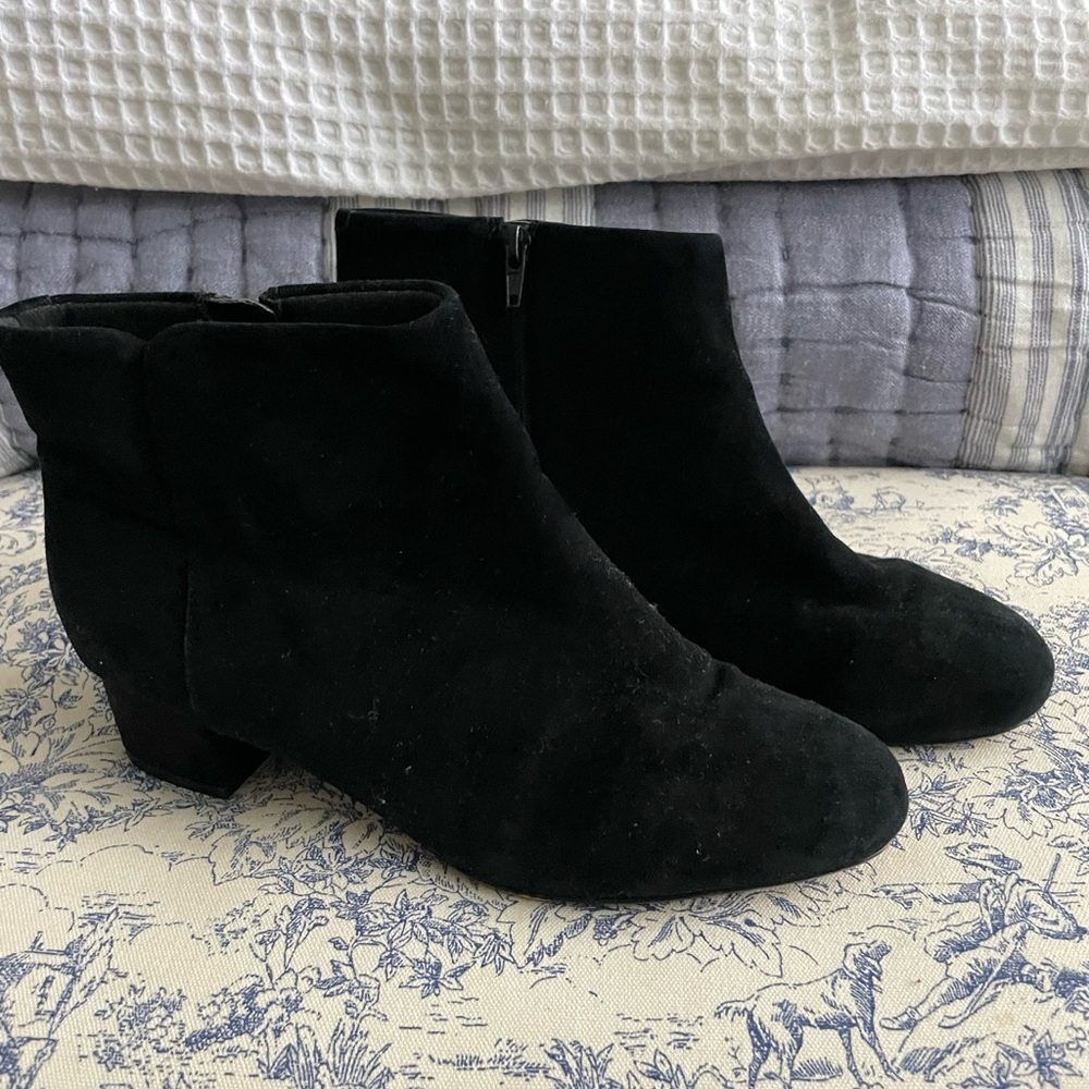 Clark Ankle Boots Size 8.5